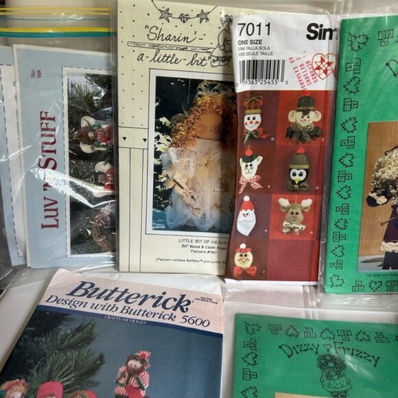 Christmas lot of home decor Sewing Pattern Set of nine 🪡 - Picture 2 of 6